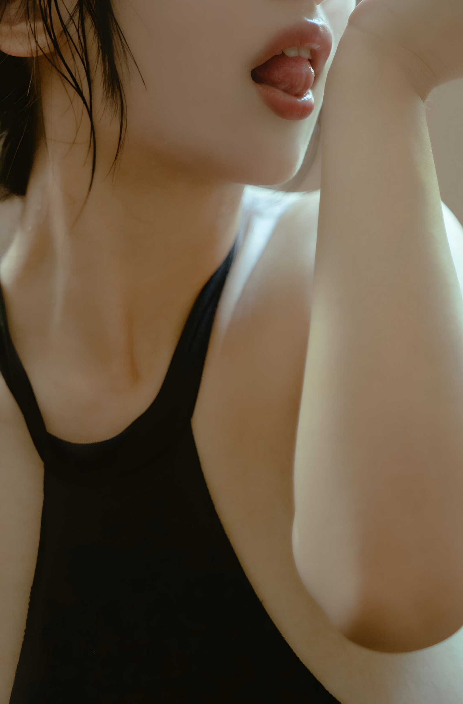 浅安安 激凸黑珍珠 写真集 – 暗黑风主题 高清图集 [70P-363M]插图2