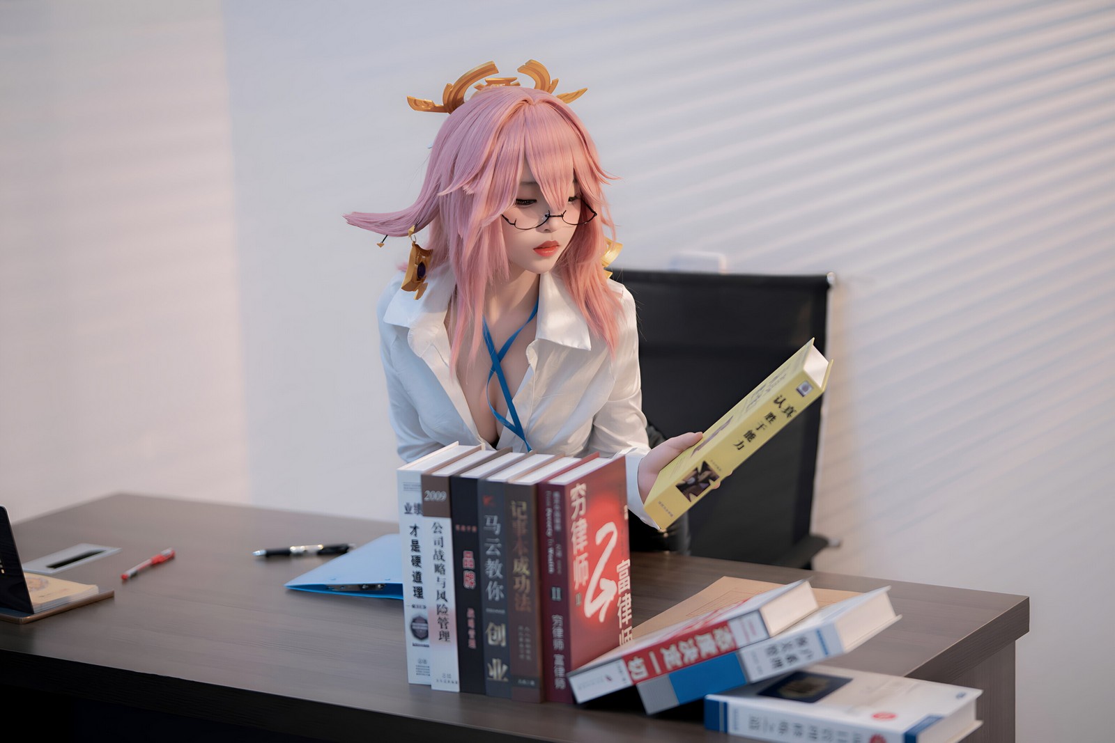 Bangni邦尼 – 面试主题 写真集（85P-16V-1.05GB）剧情向插图2