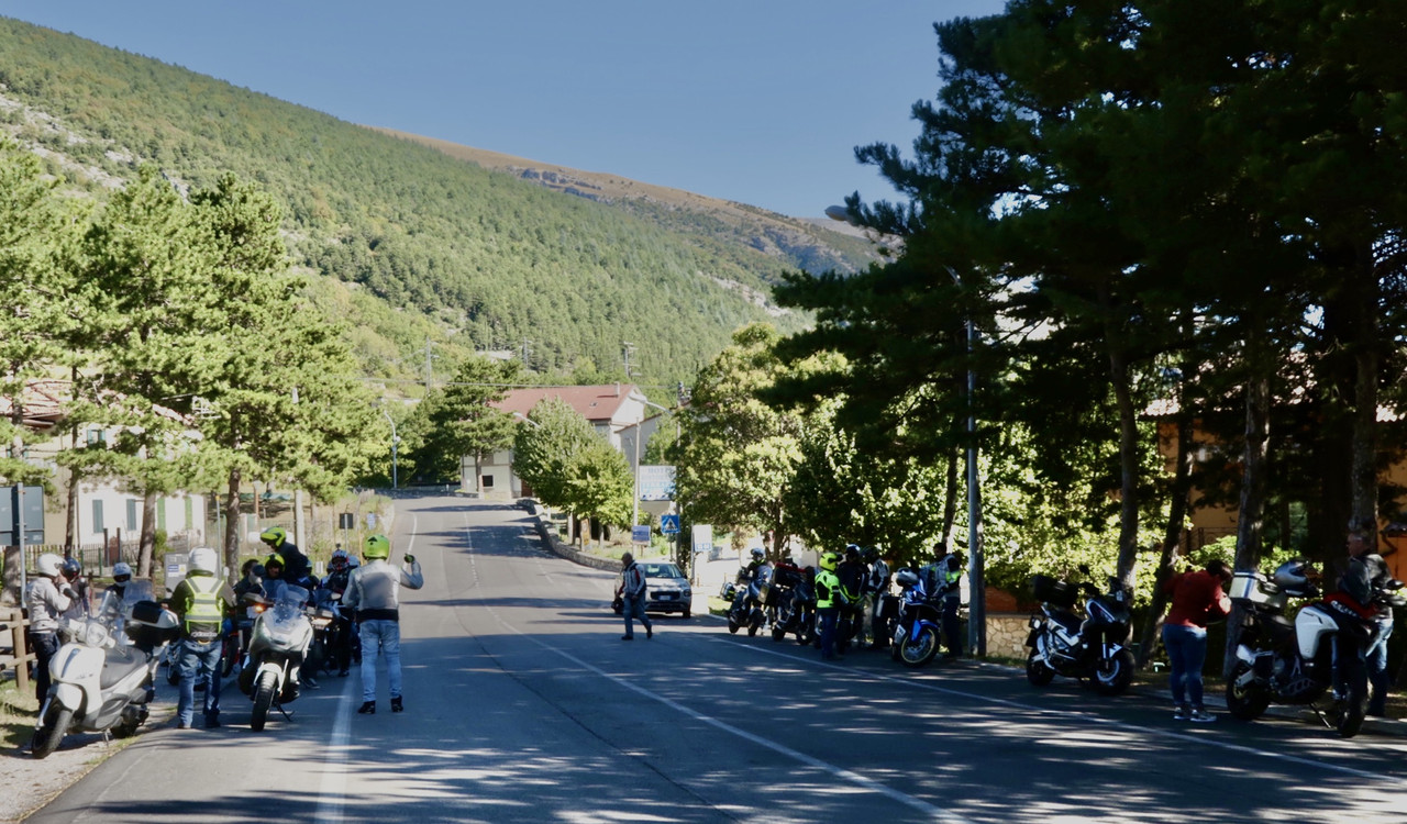 7B4B1C22-5D8C-4B9D-AA8C-A492A985BF6C