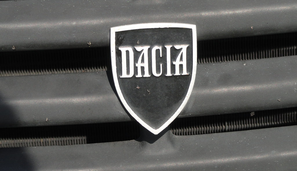 logo dacia