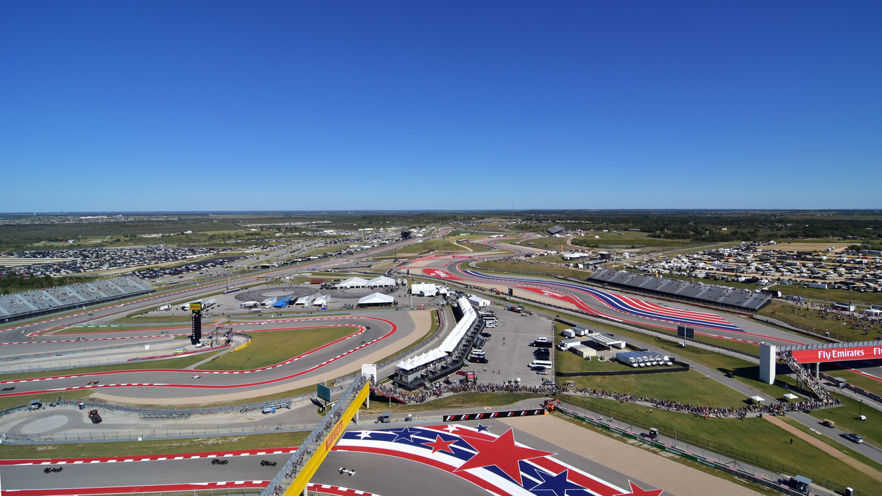 Circuit_of_the_Americas,_Austin,_TX_(30066328424)