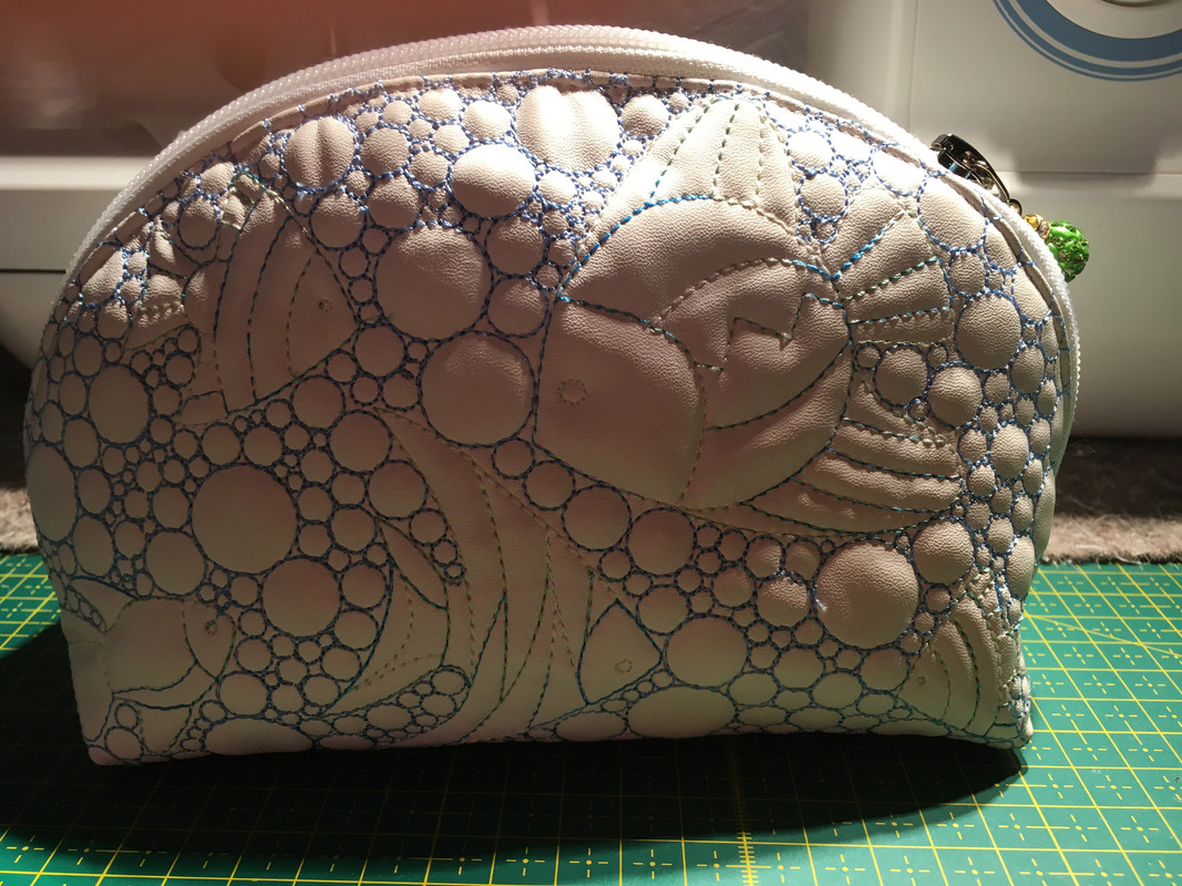 8C9FC586-45A5-46ED-B578-92EB920FFFD3