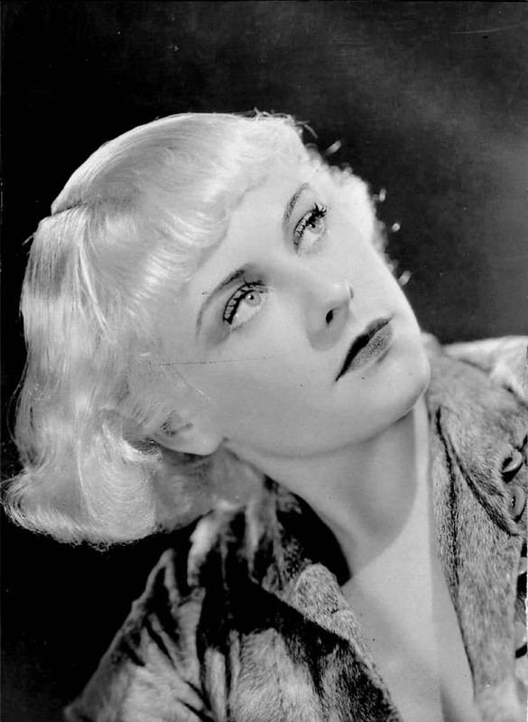 paulette_goddard_mb58