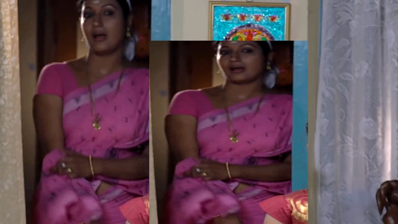 Manju Satheesh Hot and Rare Navel Slip.mp4_snapshot_00.08.128