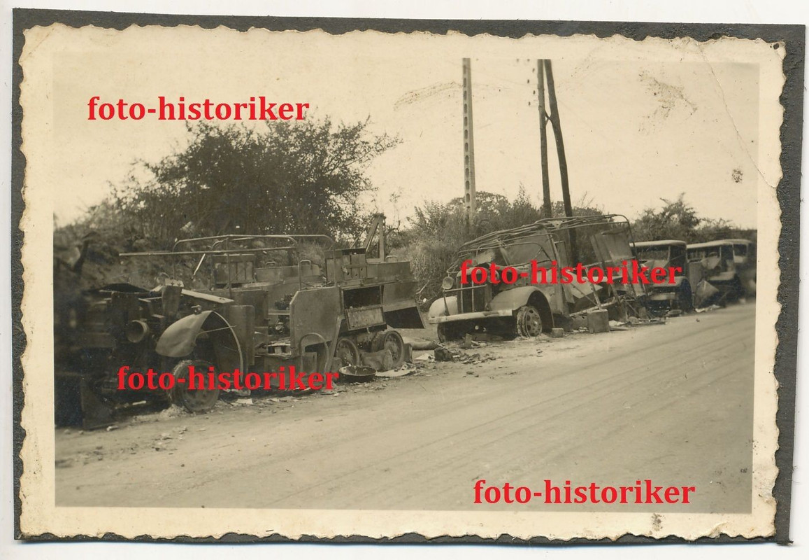 Kolonne zerstörte englische französische LWK PKW