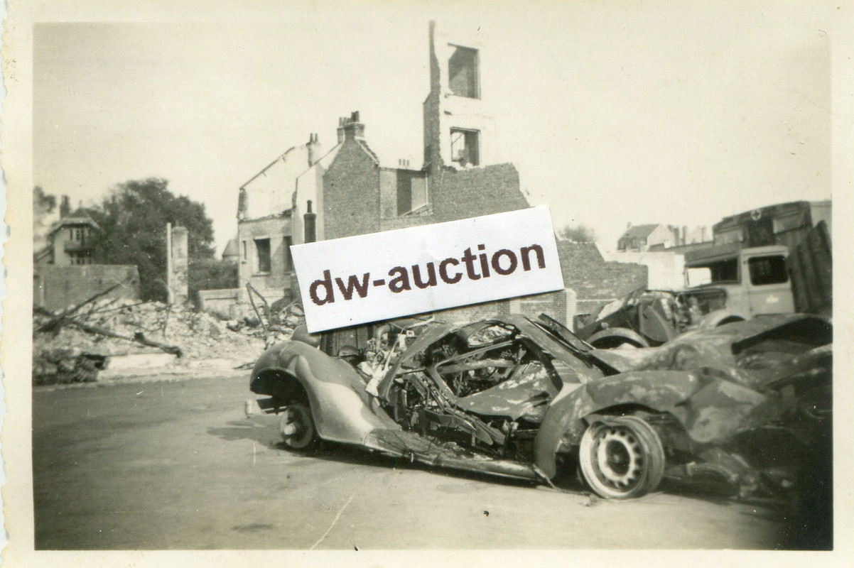 Dünkirchen Dunkerque , zerstörtes Fahrzeug