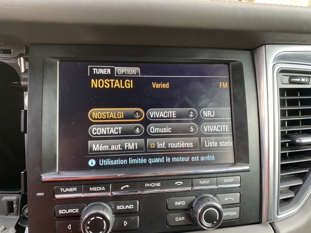 Mon ecran est decale vers la droite