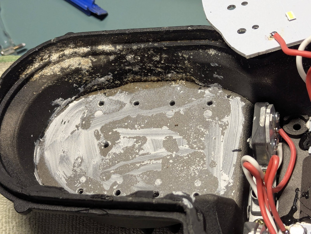 PXL_20251001_180841691