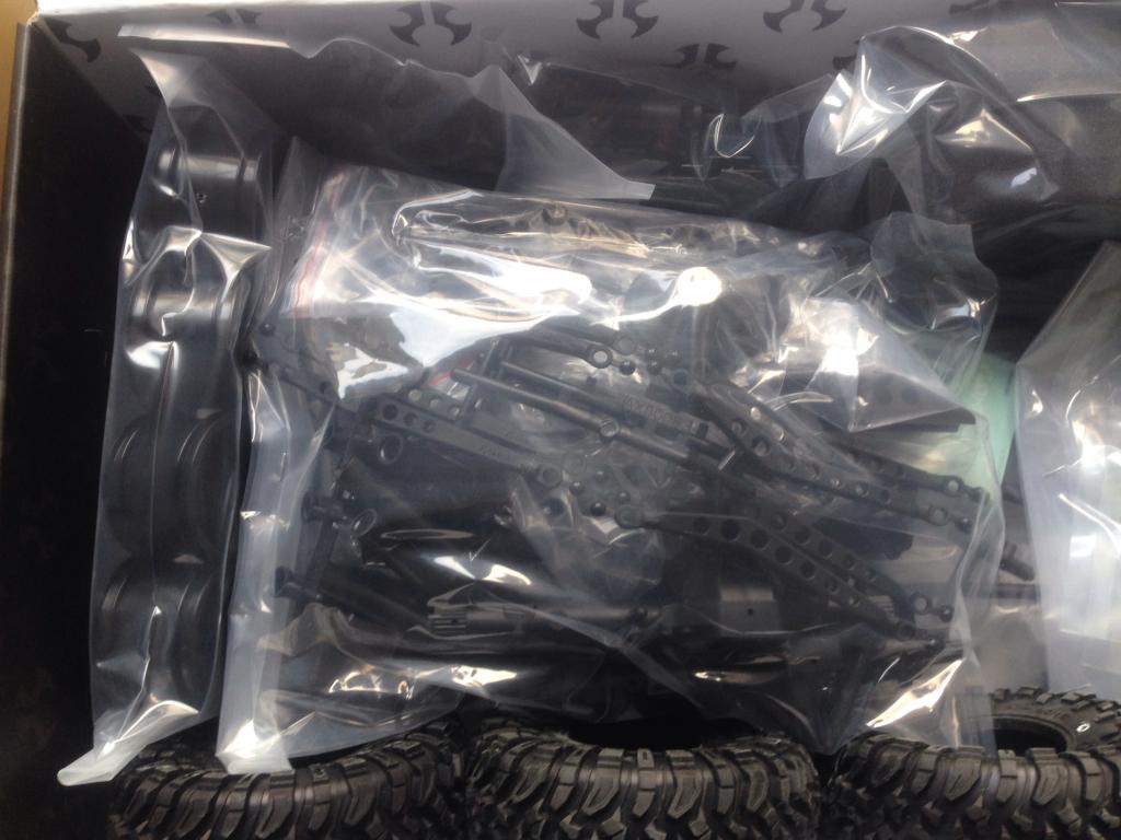 4_AA64_D05-_E2_F6-45_F2-90_F0-_E10_B6653