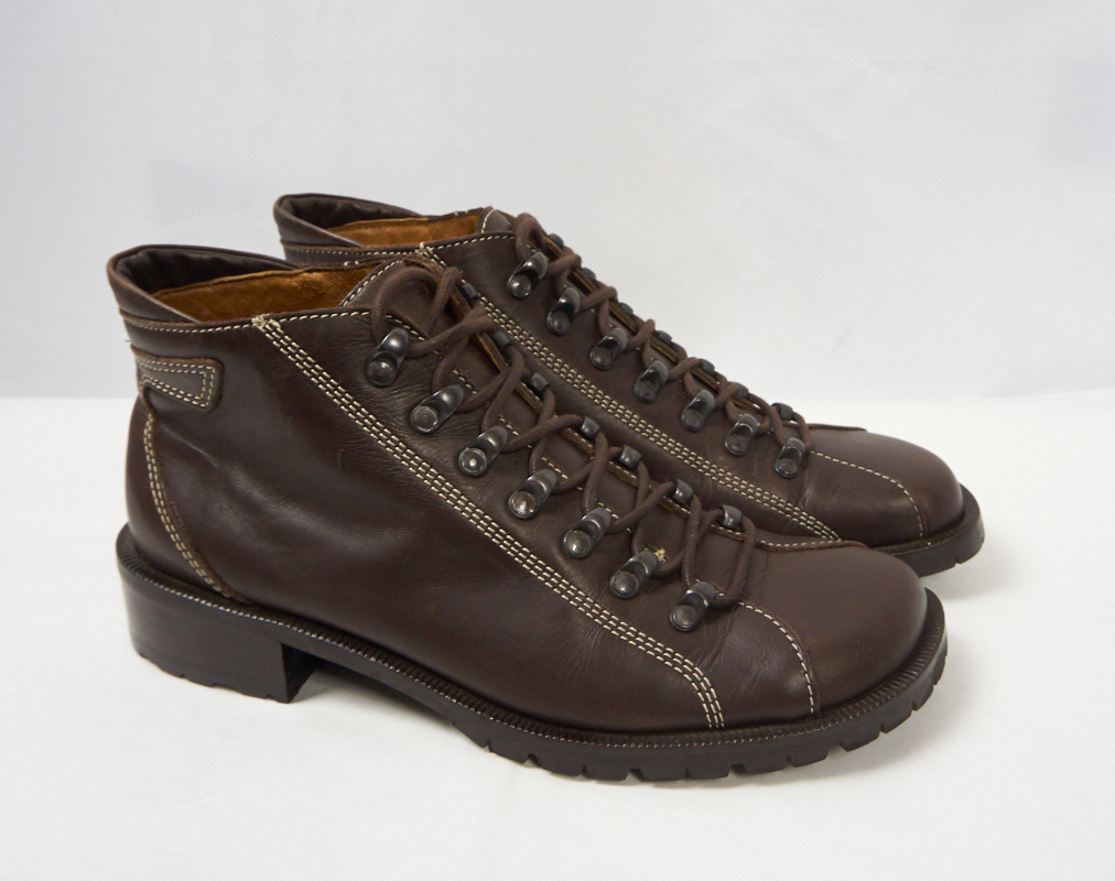lace up ankle hiker boots
