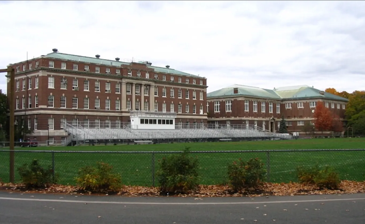 Conserje arruina experimento de 20 años por apagar un congelador