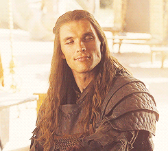 Daario-daario-naharis-34563349-245-220.g