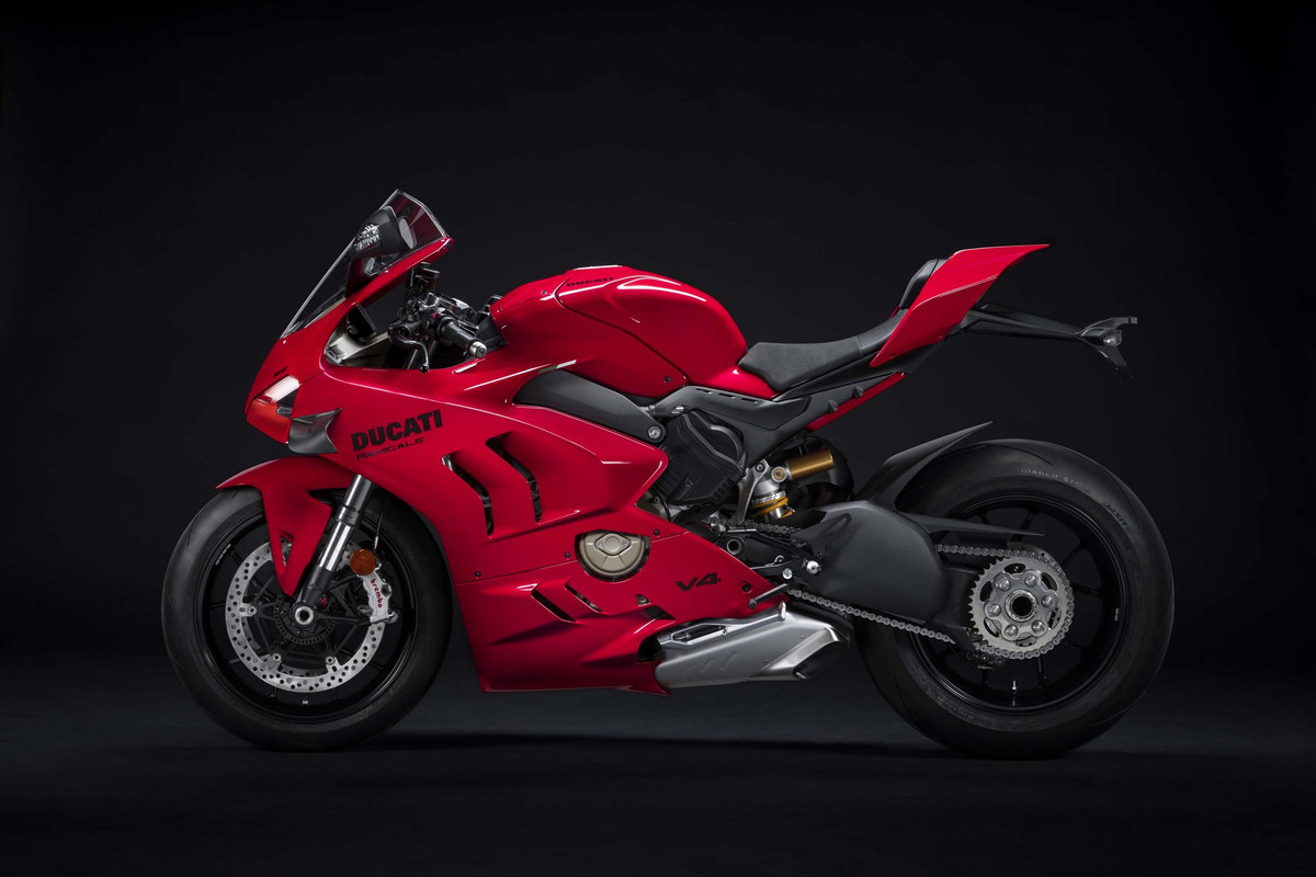 Фотографии Ducati Panigale V4 2022