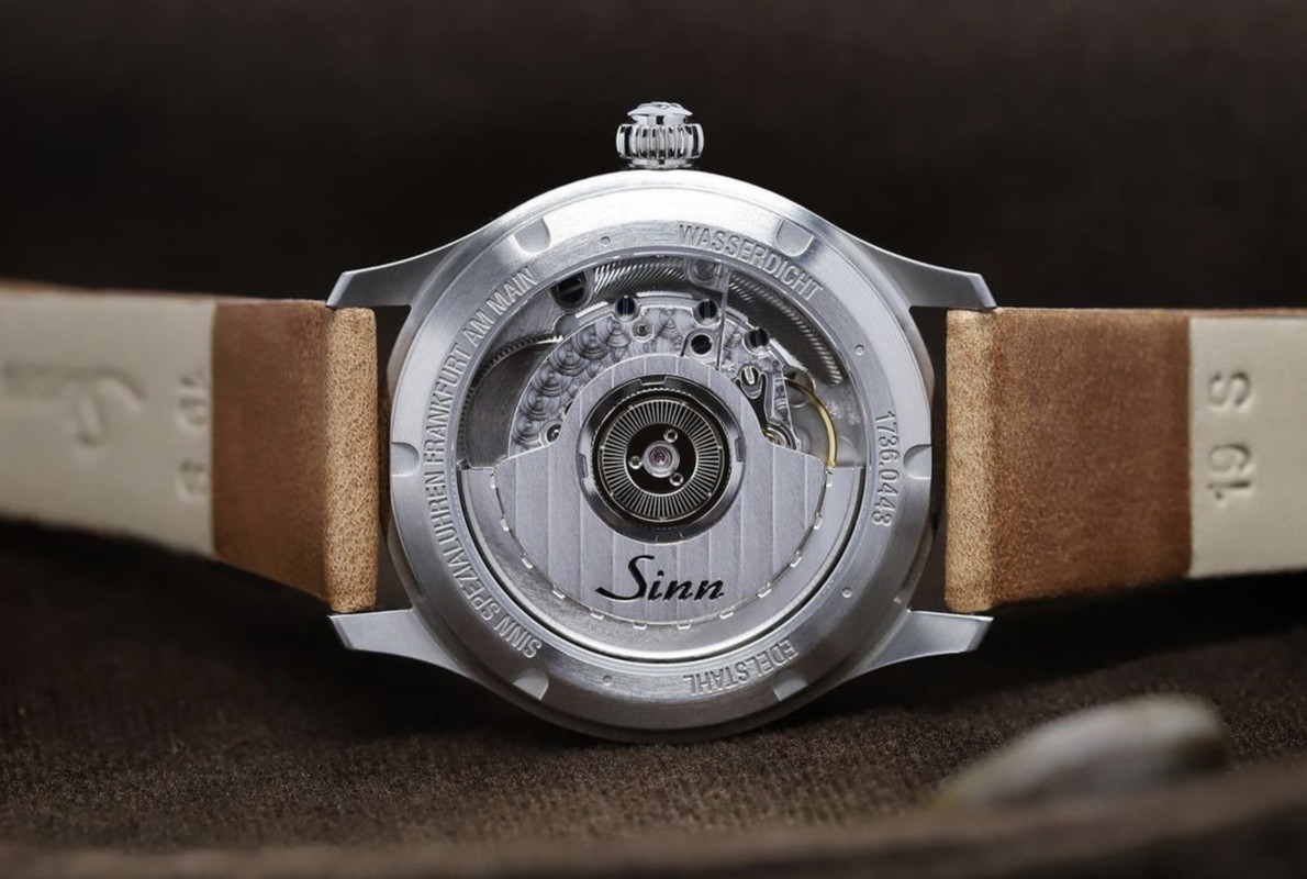 4267E116-6084-48E4-9F2D-0B0CDE1A2B56