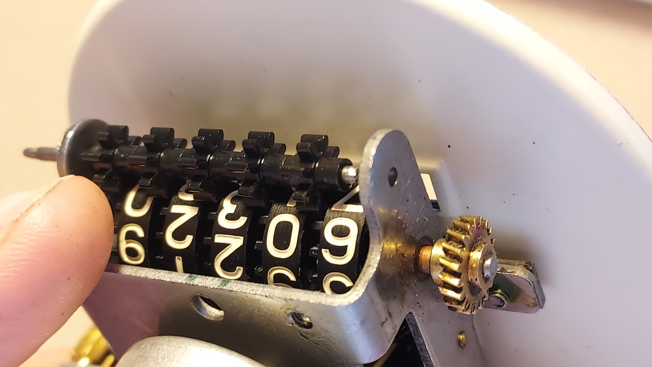 F7481429-C201-4C67-B807-B5BEA296E222