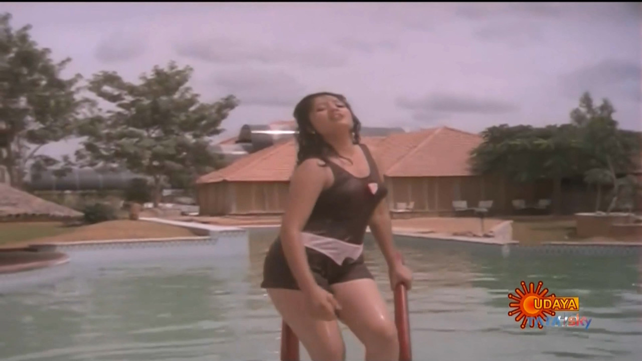 Vanitha Vasu Hot NR.mp4_20210825_073450.955