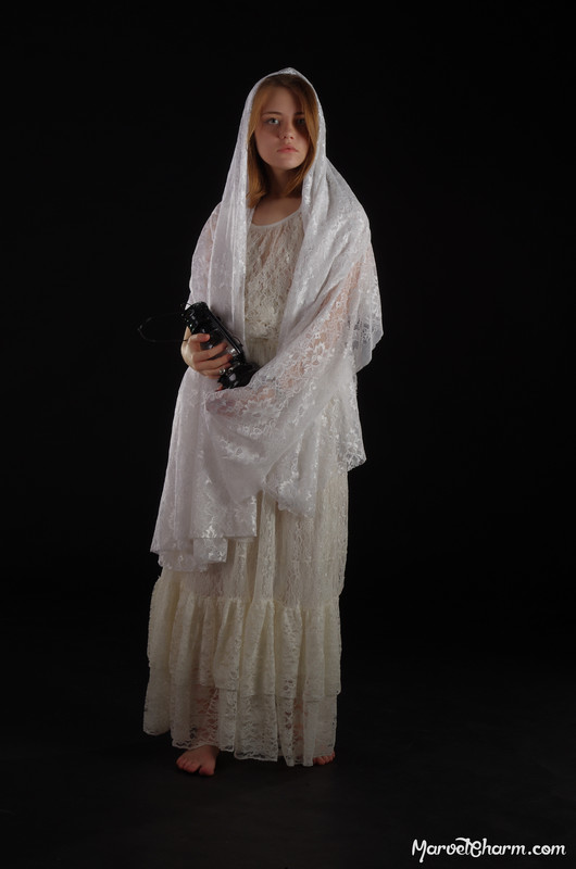 MarvelCharm_Nicolette-Lantern-016