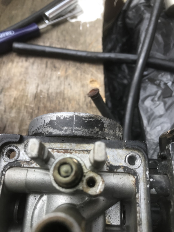 35ickJRBTgCw4R4UMWS14A