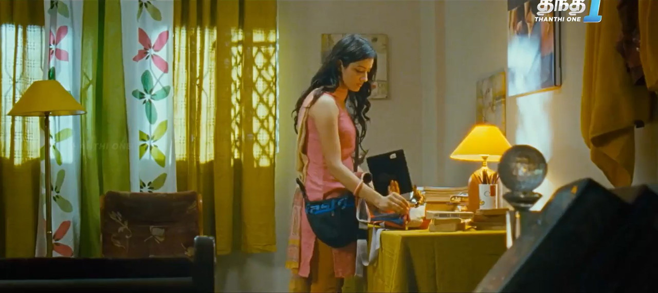 Sandwich 2011 WebRip [Tamil] 480p, 720p Screenshot