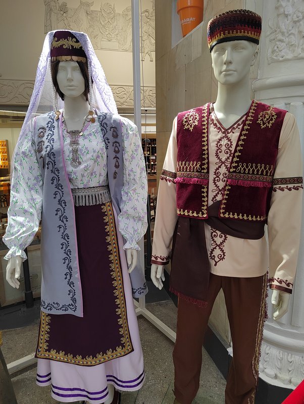 https://i.postimg.cc/SsGMZYkz/091-IMG-20230706-115334.jpg