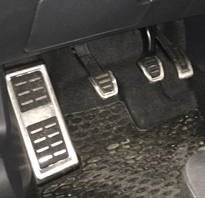 145D18F9-424B-4D36-B727-CEA6E9DE6CE8