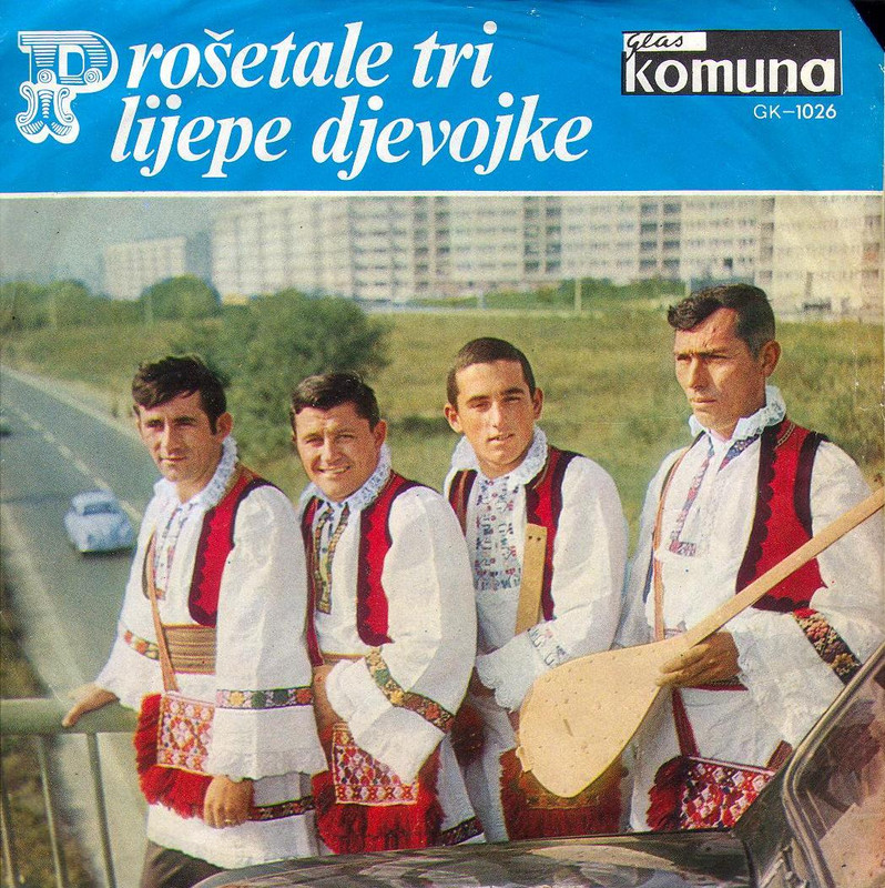 BRACA BEGIC-p - Prosetale tri lijepe djevojke