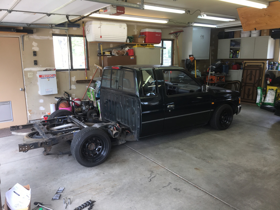 B6D16CCB-3F83-4FFE-A498-273A786CC5CC