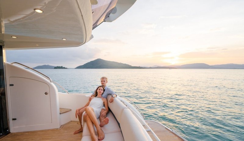 Private Yacht Hire Benefits 