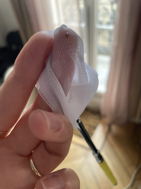 9E2637D4-C12D-4551-B44A-CCF9D4332193