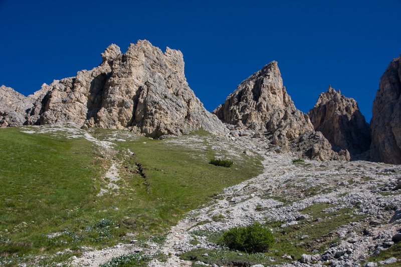 https://i.postimg.cc/SsKqyPCF/085-IMG-0255.jpg