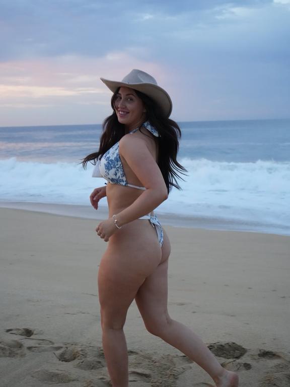 [Image: lifeoftaylor-3717241062806006759-2025-09-08.jpg]