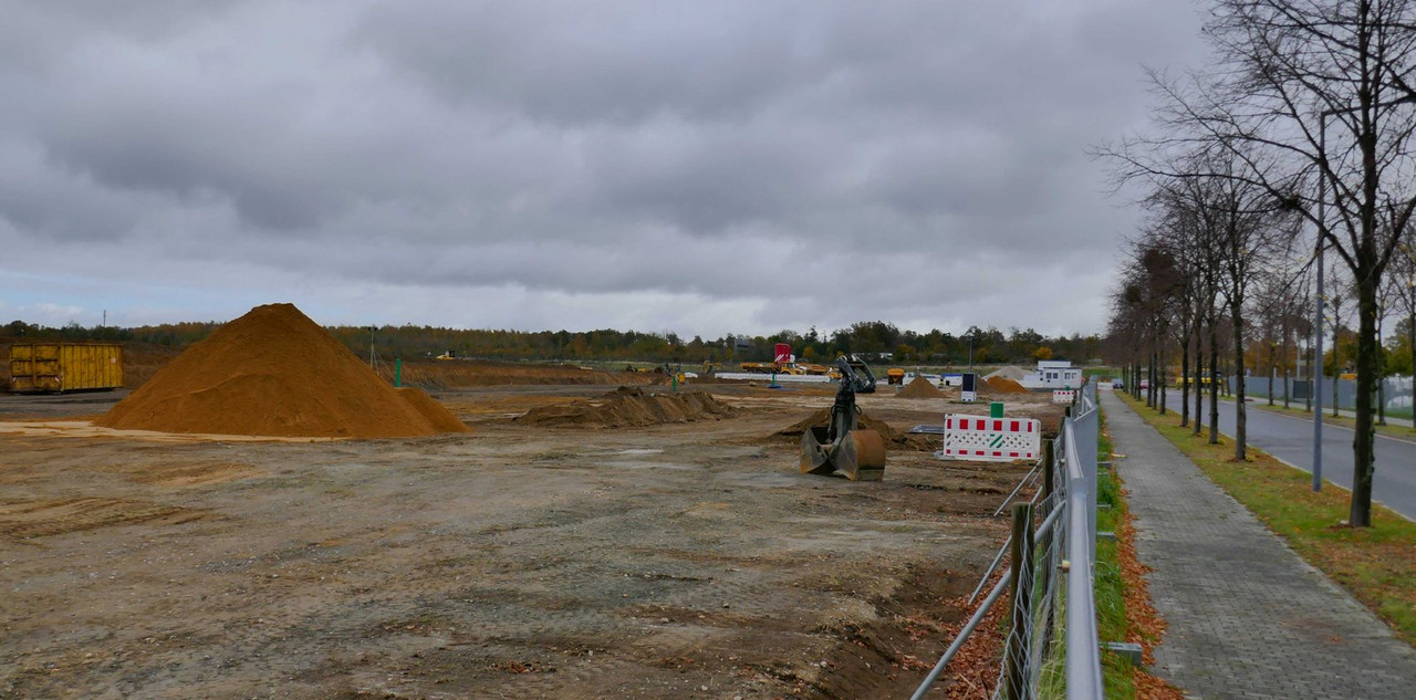 Bild: https://i.postimg.cc/SsLvs4sB/P1240444.jpg