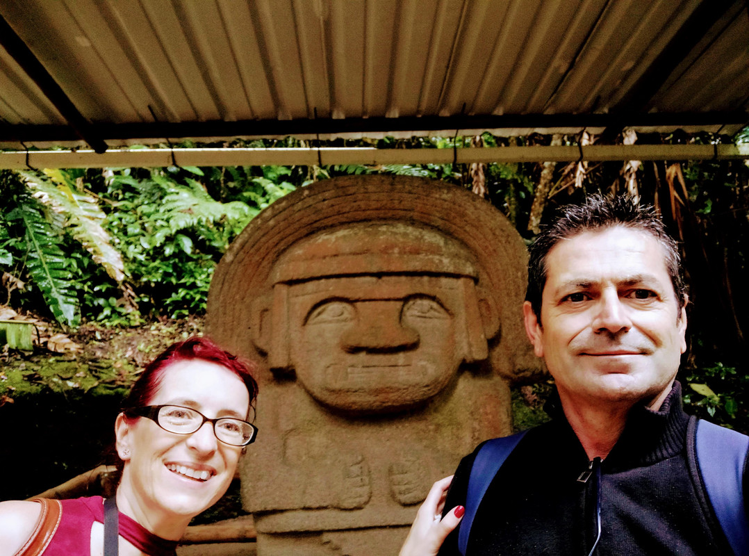Colombia por libre en 18 días - Blogs de Colombia - Estrecho río Magdalena, Parque de San Agustín y ruta hasta Cali (13)