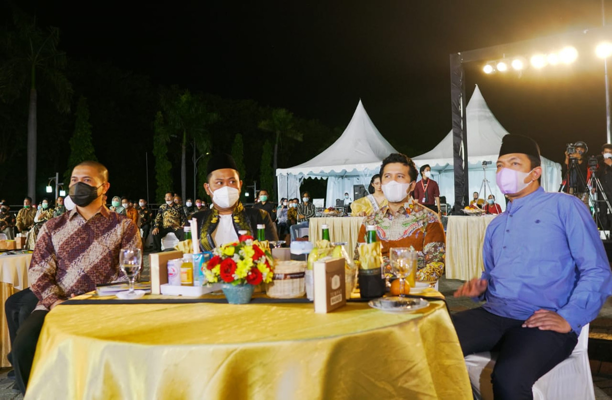Wagub Emil -- Anugerah Wisata Gresik Bangkitkan Semangat Sektor Pariwisata