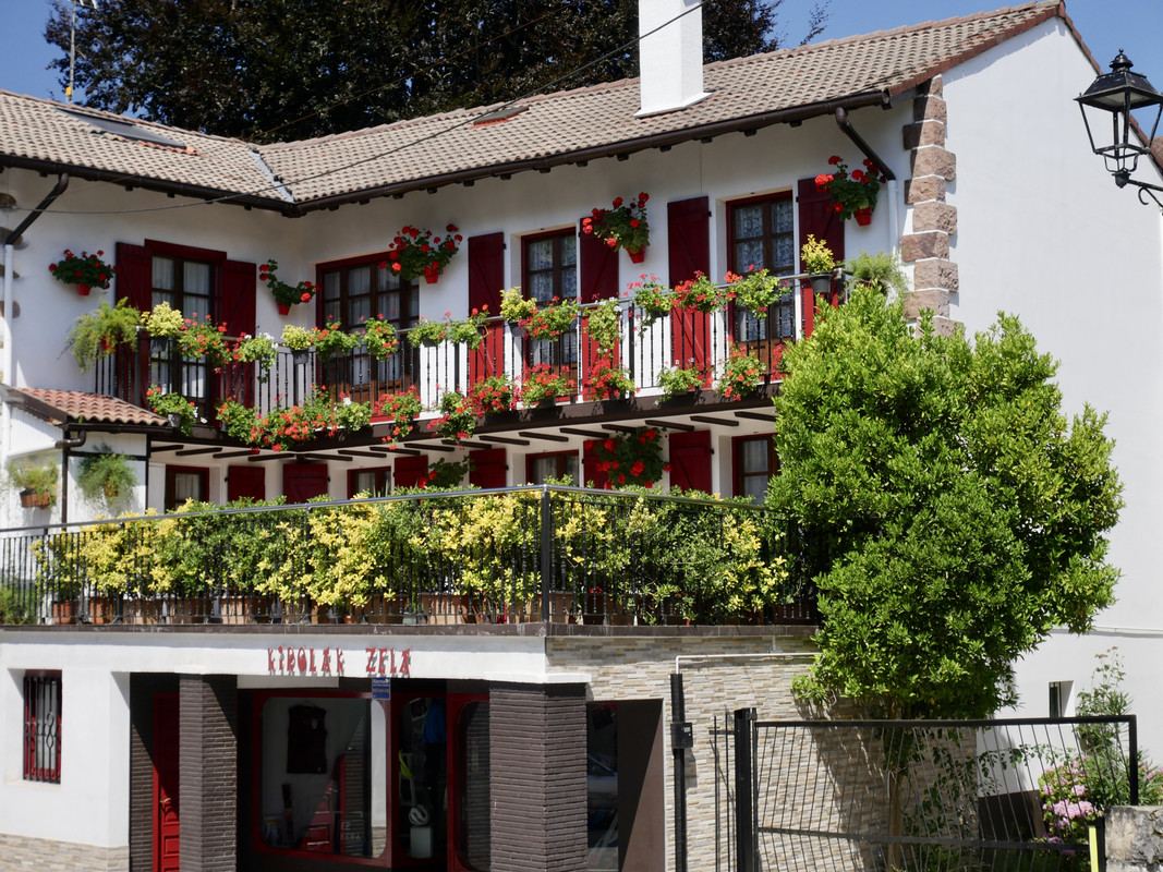 F4152FBE-E5F6-428A-8258-37C71AD1ADB9