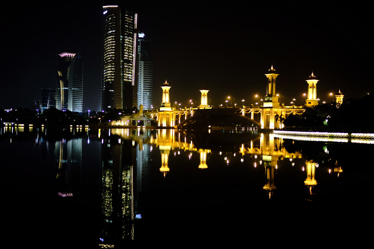 259F2150-3D9B-404E-9A30-4EC906680361