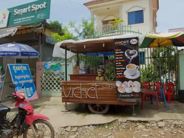 ธุรกิจในกัมพูชาวิกฤต! ร้านอาหาร-ร้านกาแฟ เจอนมขาดตลาด หลังหยุดนำเข้าจา...