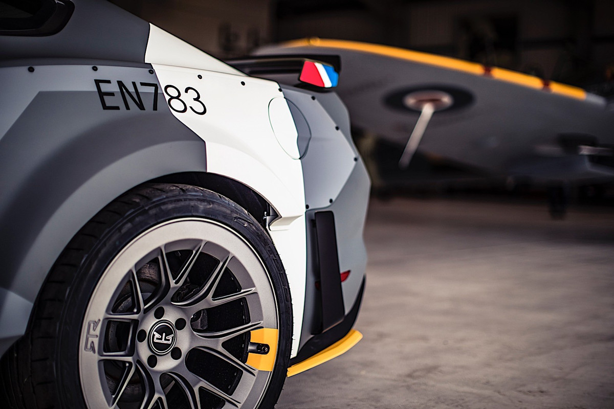 Ford Mustang GT Eagle Squadron  (14)