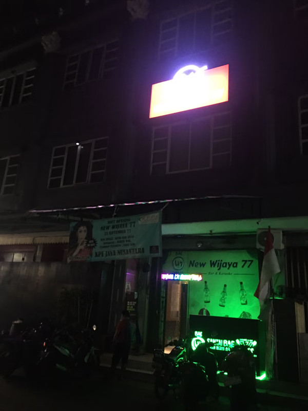 BFF98719437871A9D1D72D8831E01EF4