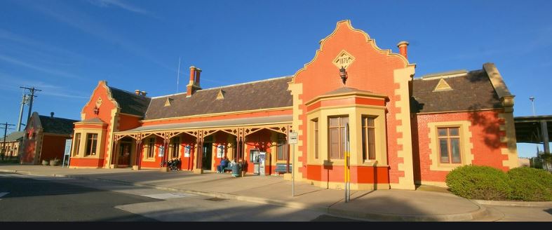 bathurst-stn-1.jpg