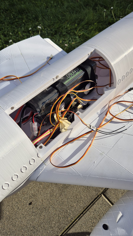 76eeec2e 1f75 465e b796 89ef2fba8085