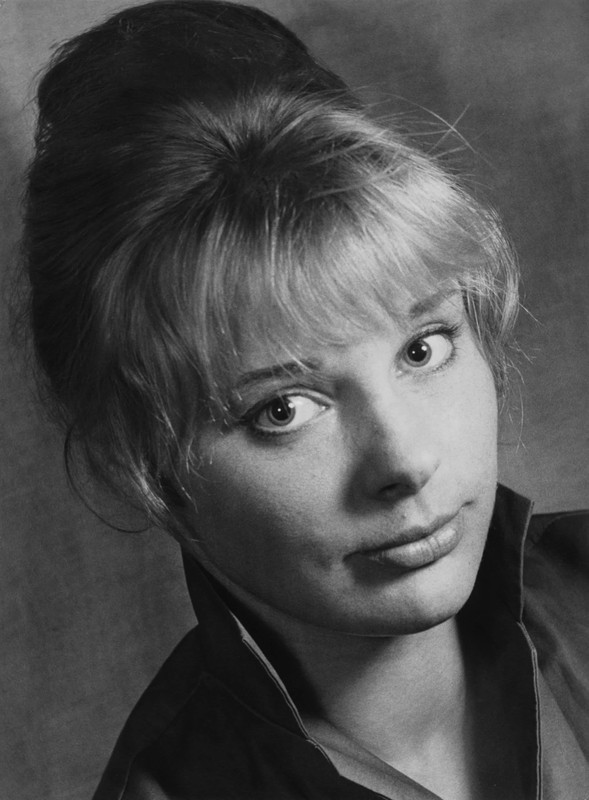 elke_sommer_me03