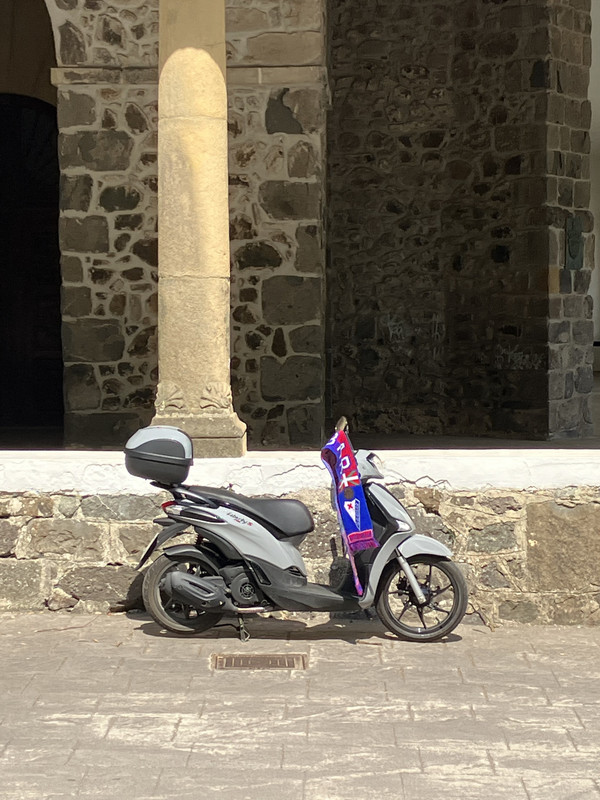 9F3E0EF2-D3E1-4566-B0C7-53FB30D197E0