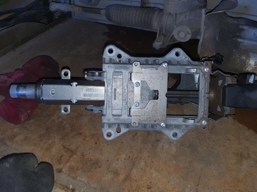 Рулевая колонка в сборе с электроусилителем