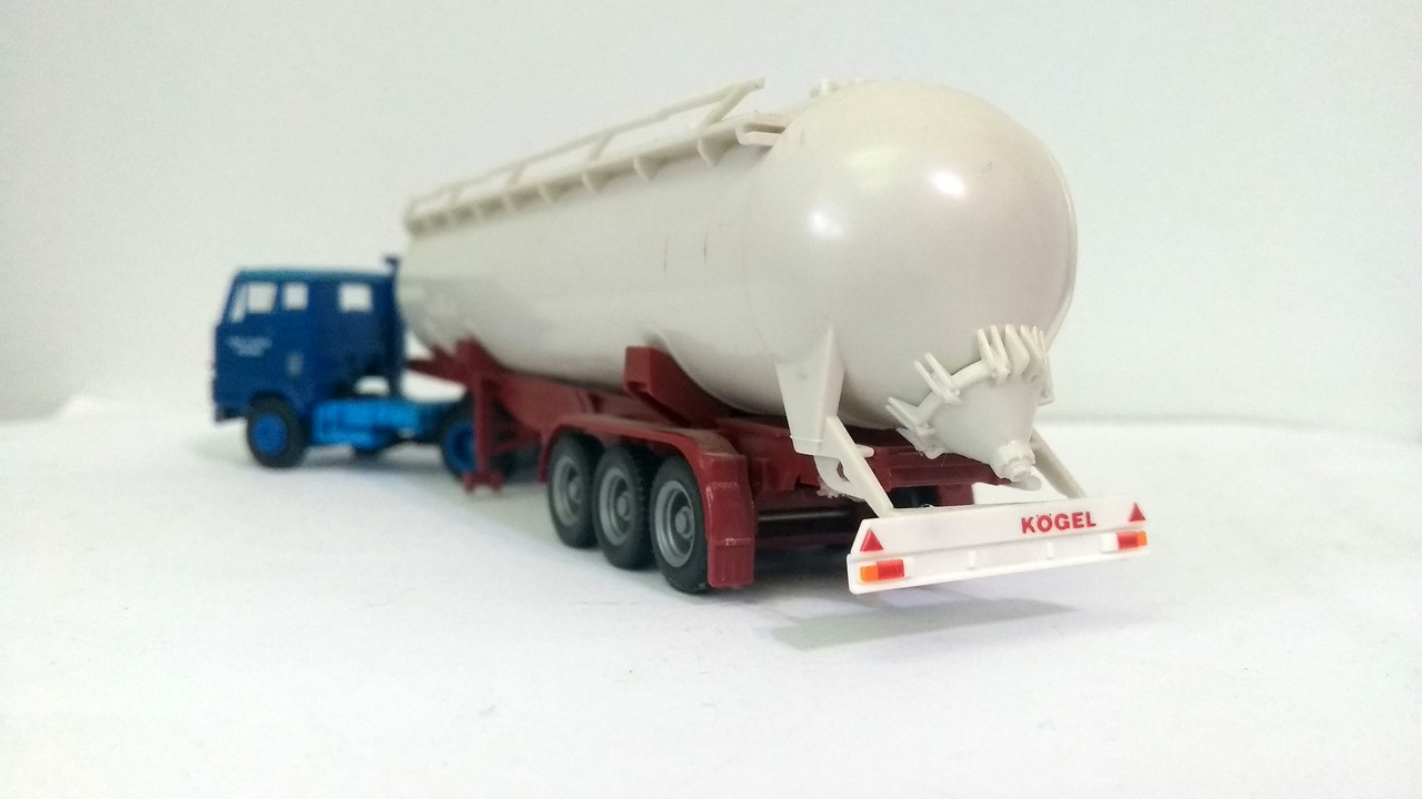 Mach (2357)