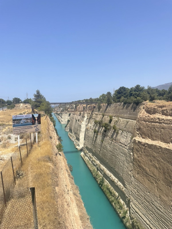 023CE24B-0C73-413E-A40F-616265B57196_1_105_c