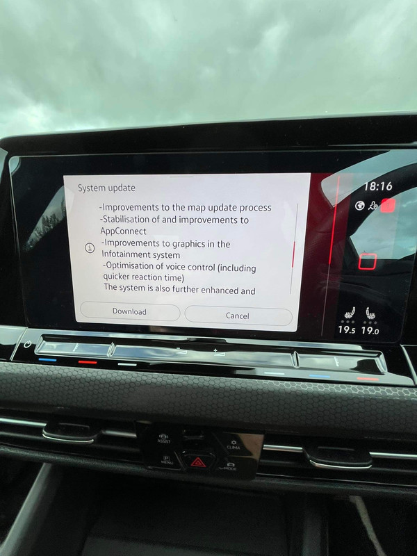 5B07A9AC-8FBC-439D-A6F5-F8F3118C159F