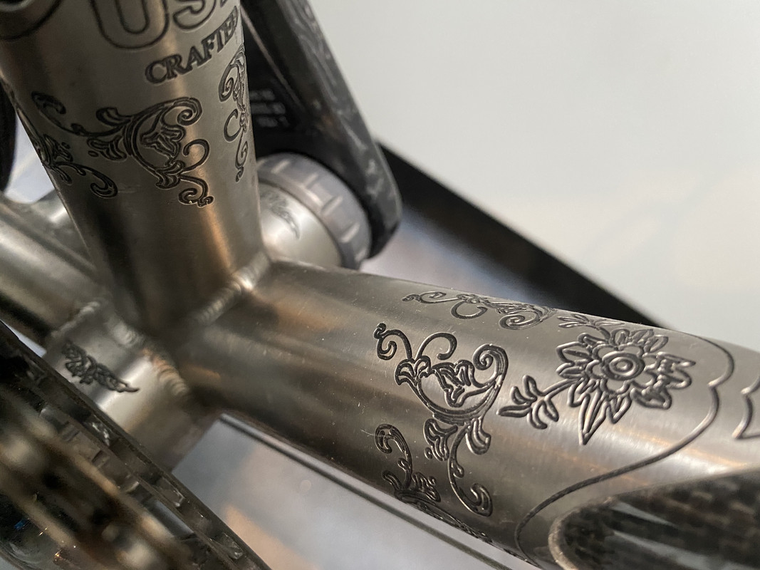 24243703-B2F0-478B-A183-F8B807B33B3A