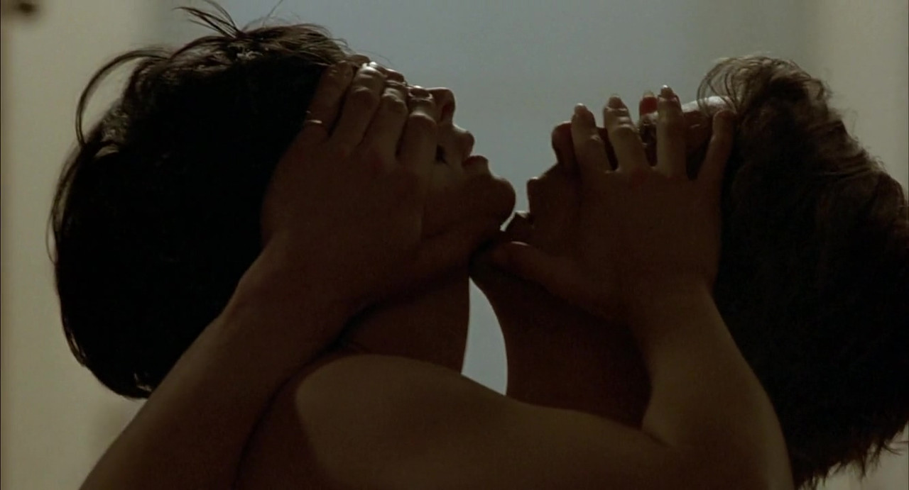 Gf with BF's Father Juliette Binoche nude - Damage (1992).mp4_20201005_165734.057