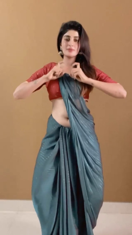 [Image: Serial-actress-nimi-navel-show-mp4-snaps...00-313.jpg]